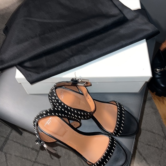 Givenchy Sandals - Picture 9 of 9